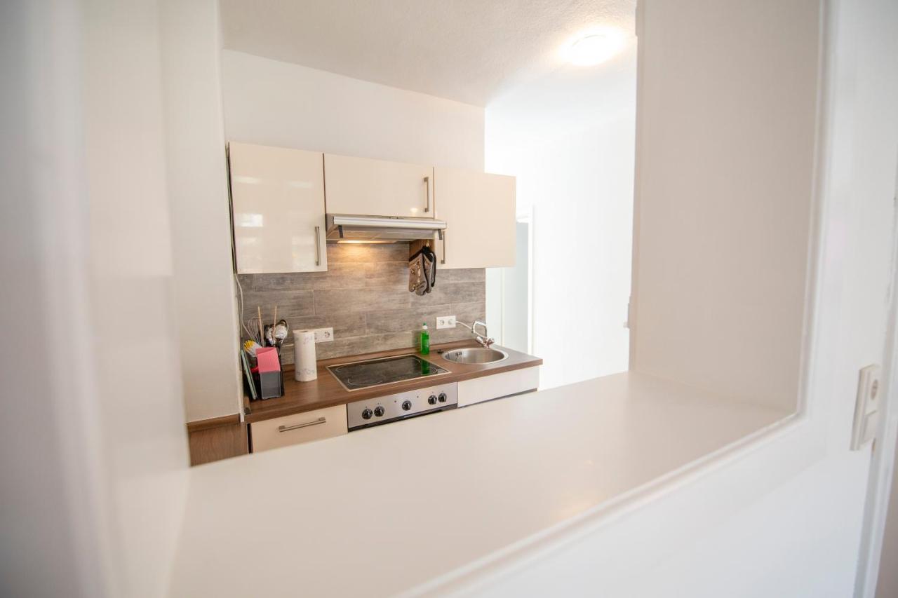 Apartment Mit Kleinem Innenhof Im Erdgeschoss Fuer Bis Zu 4 Personen Klotten Exteriör bild