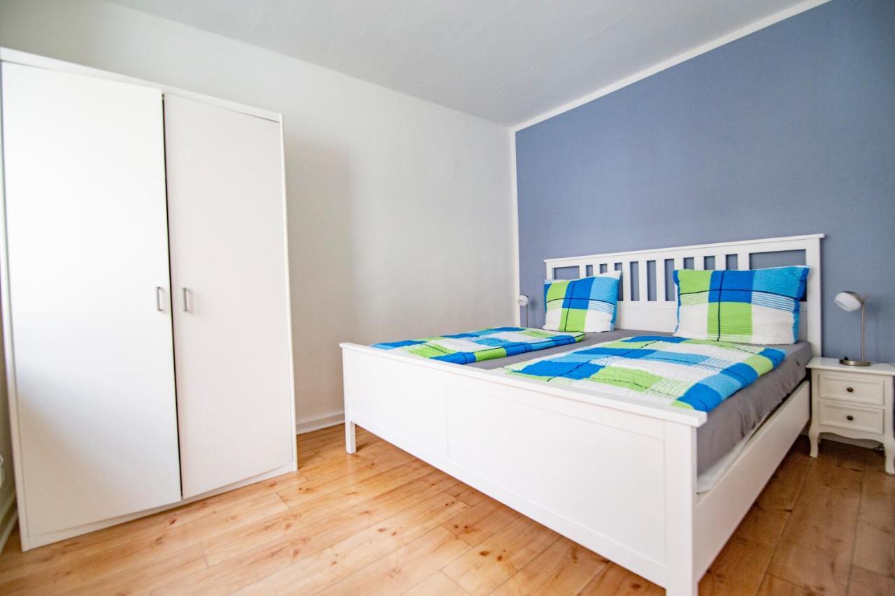 Apartment Mit Kleinem Innenhof Im Erdgeschoss Fuer Bis Zu 4 Personen Klotten Exteriör bild